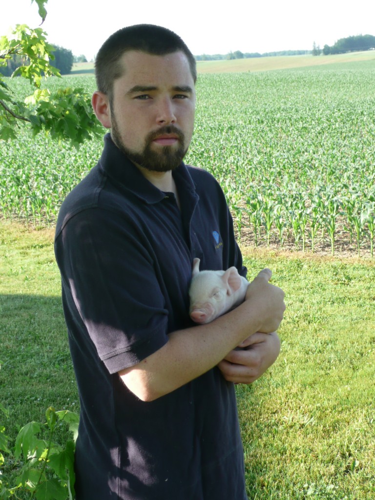 stewart-skinner-with-piglet-june-2009