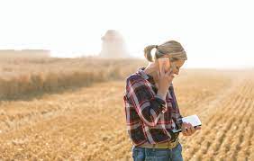 Ontario Ag Week finds minister all ears